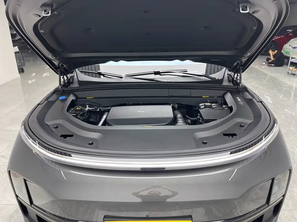 Li Auto Ideal L9