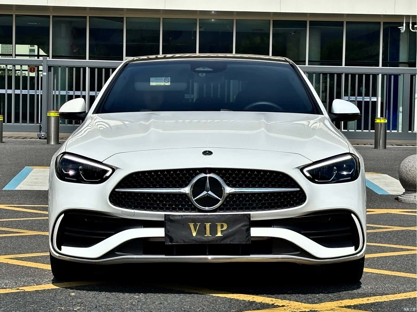Mercedes-Benz C-Class, 2025 2