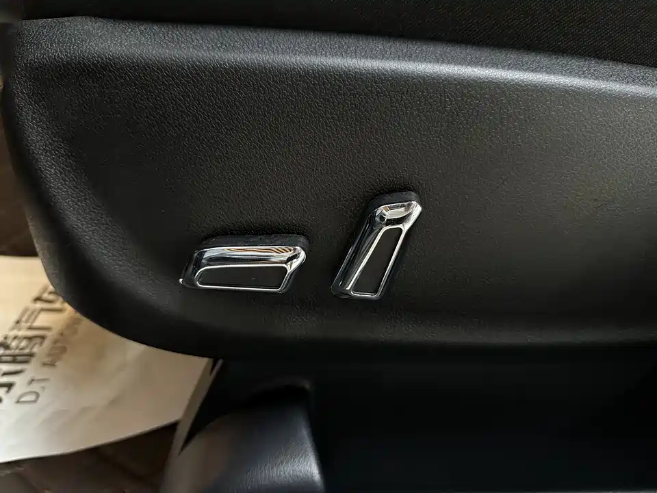 Mercedes-Benz GLB Mercedes-Benz GLB