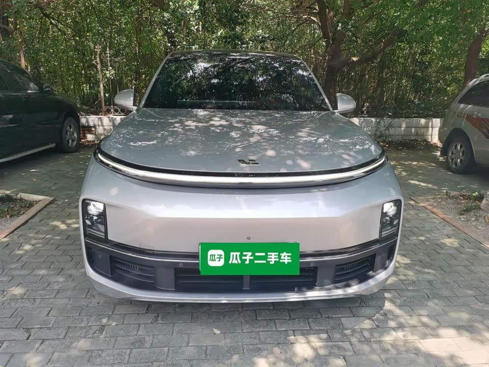 Li Auto Ideal L8