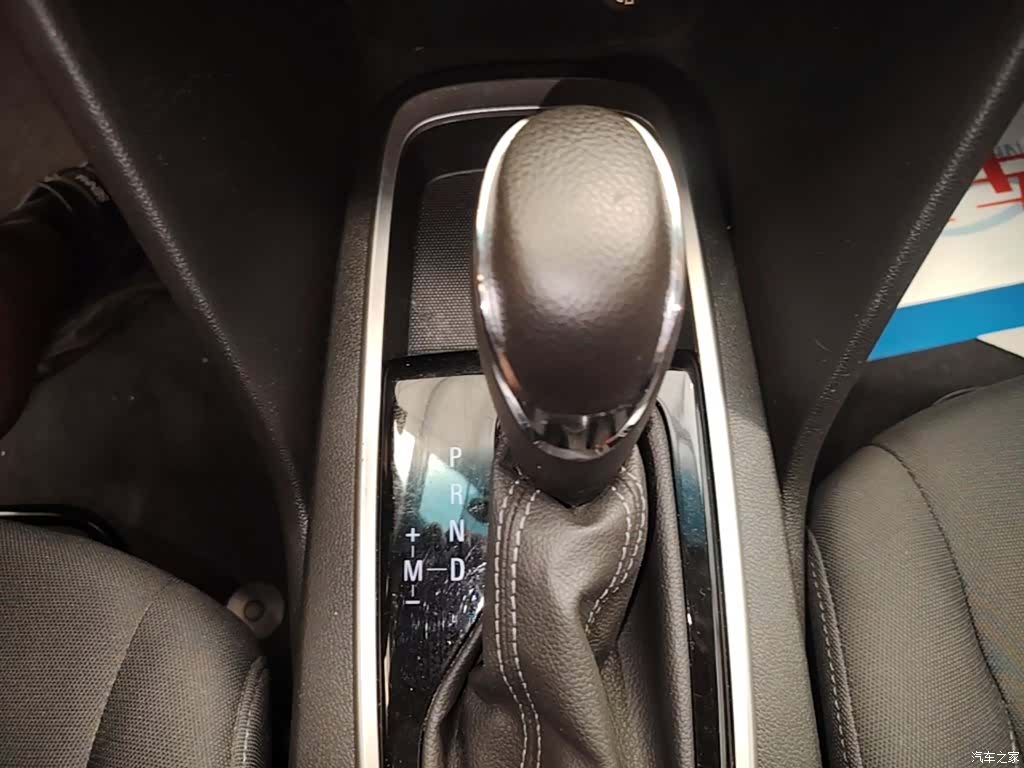 Chevrolet 320, 2019 14