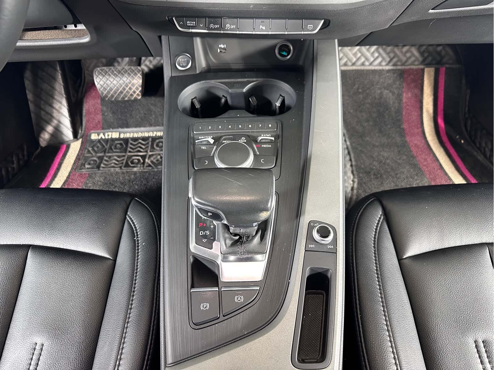 Audi A4L, 2019 8