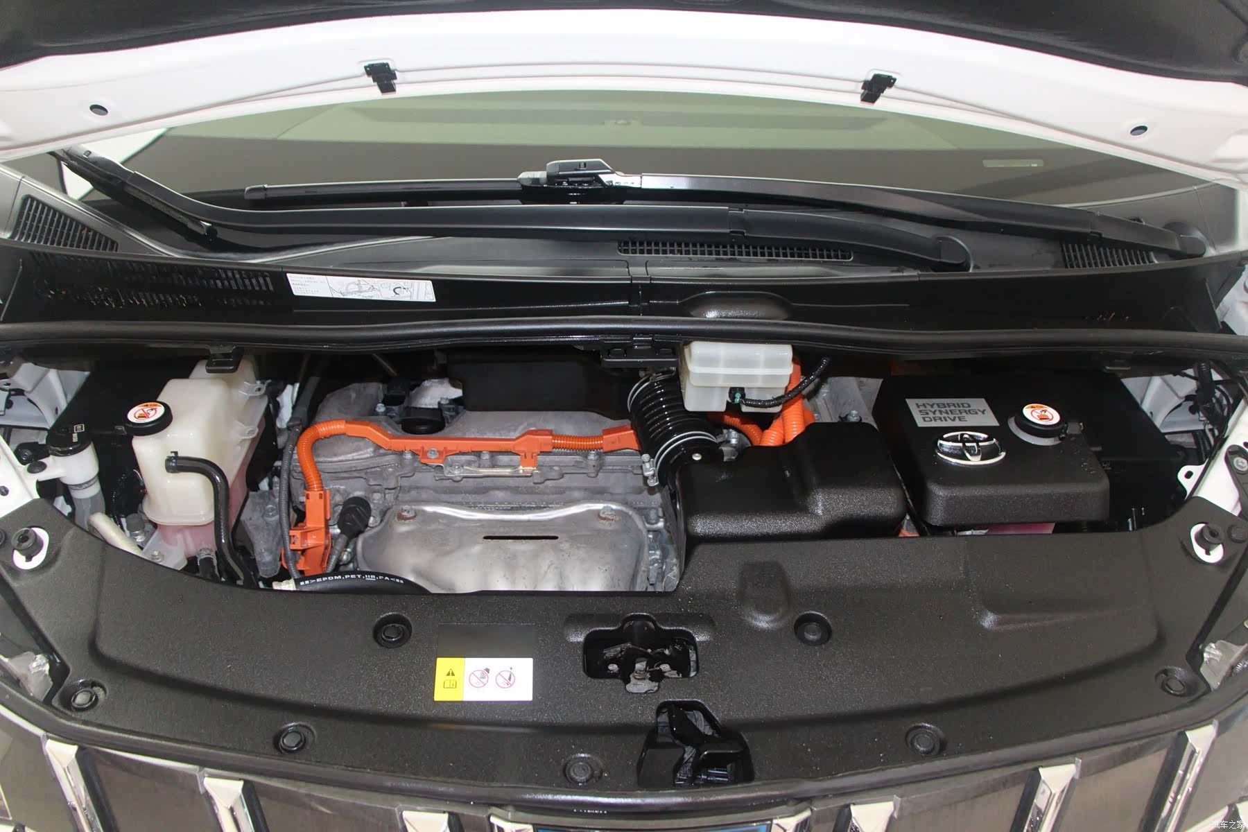 Toyota Alphard, 2020 15