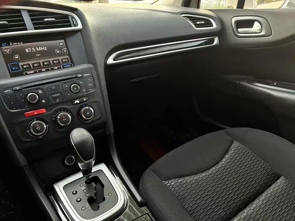 Citroen C4L Citroen C4L