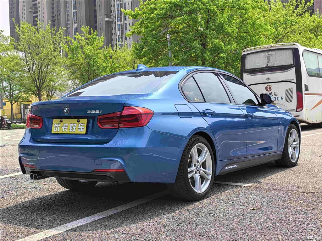 BMW 3 Series, 2016 все фото