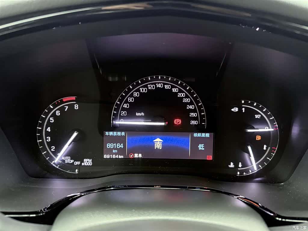 Cadillac XT5, 2019 10