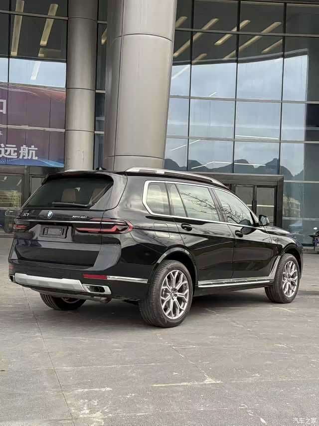 BMW X7, 2025 7