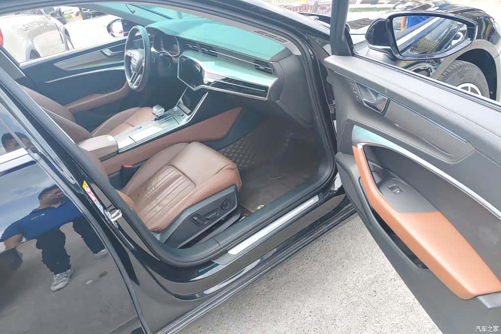Audi A6L, 2019 8