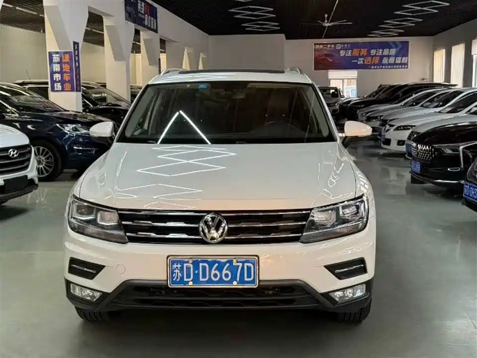 Volkswagen Tiguan L