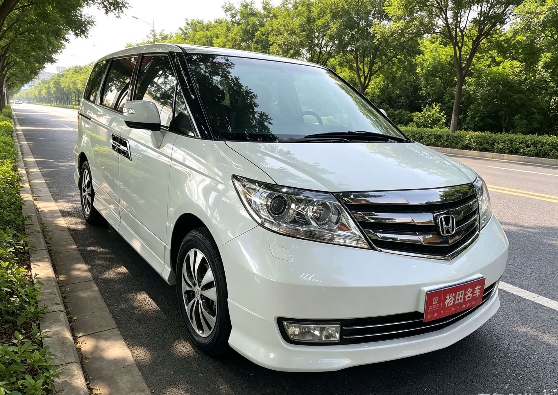 Honda Elysion, 2016 3