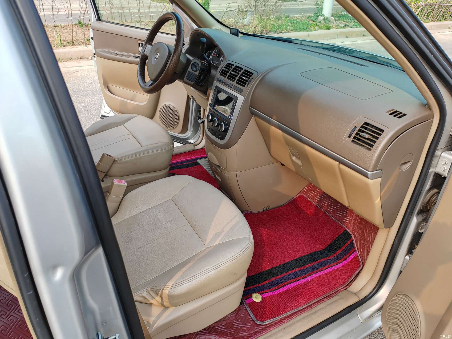 Buick GL8, 2015 4