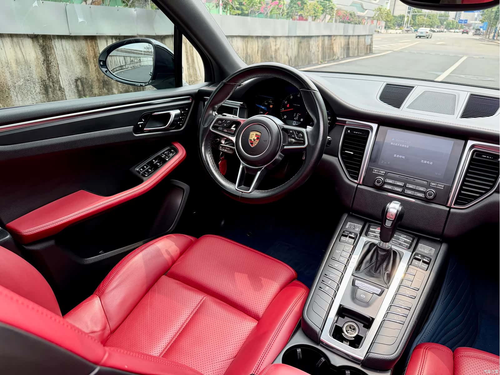 Porsche Macan, 2018 26