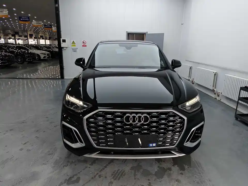 Audi Q5L Sportback