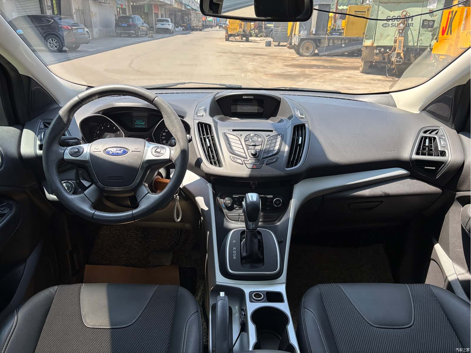 Ford Kuga, 2014 3