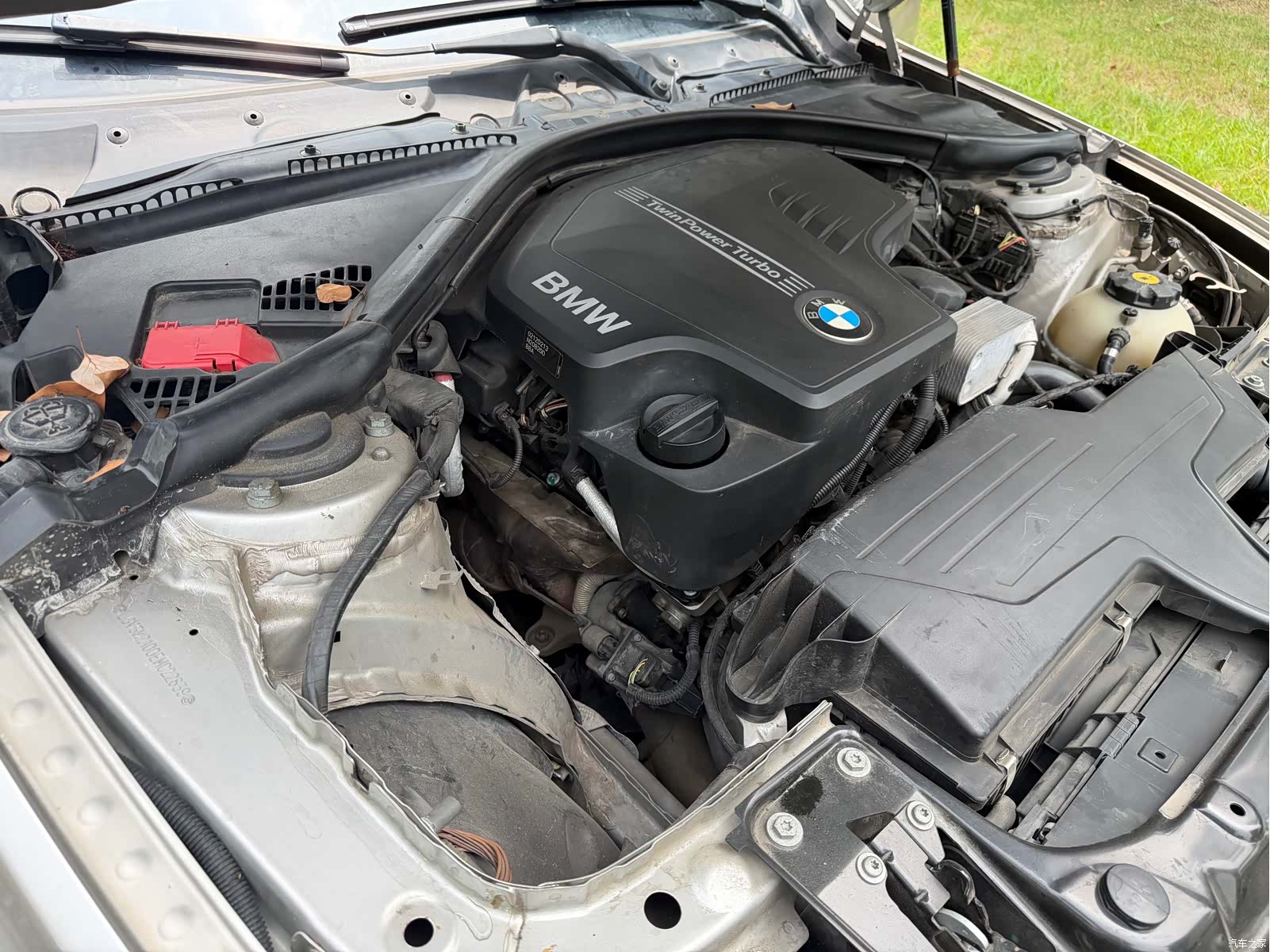 BMW 3 Series, 2013 16