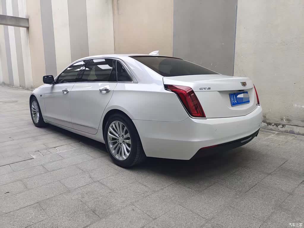 Cadillac CT6, 2018 4