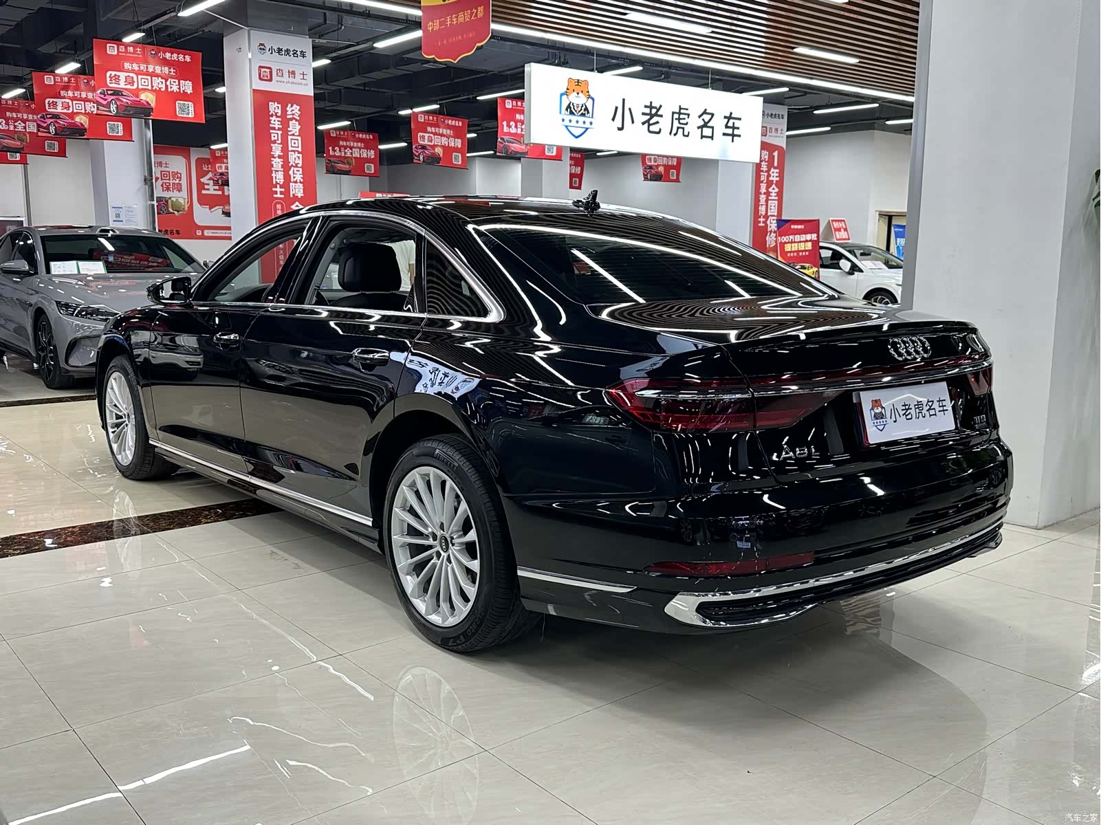 Audi A8L, 2023 все фото