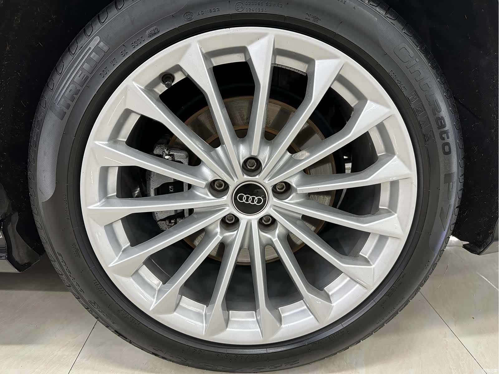Audi A8L, 2023 8
