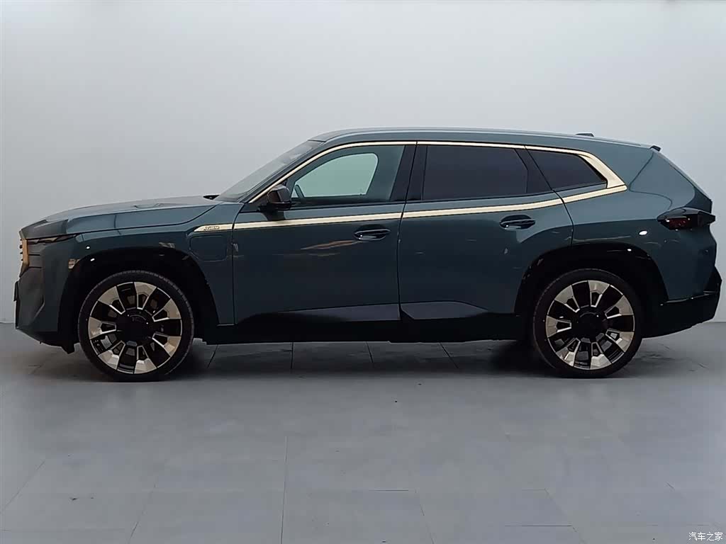 BMW XM, 2024 3
