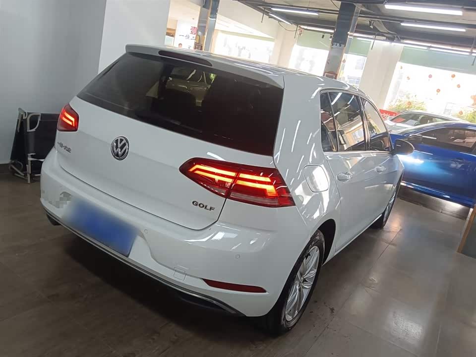 Volkswagen golf
