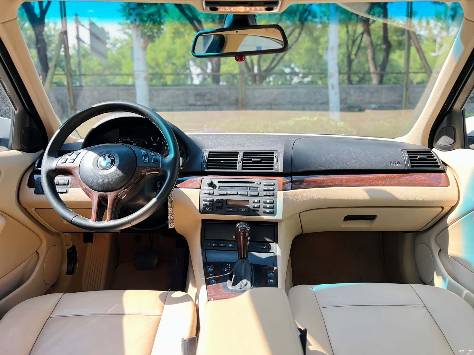 BMW 3 Series, 2003 10