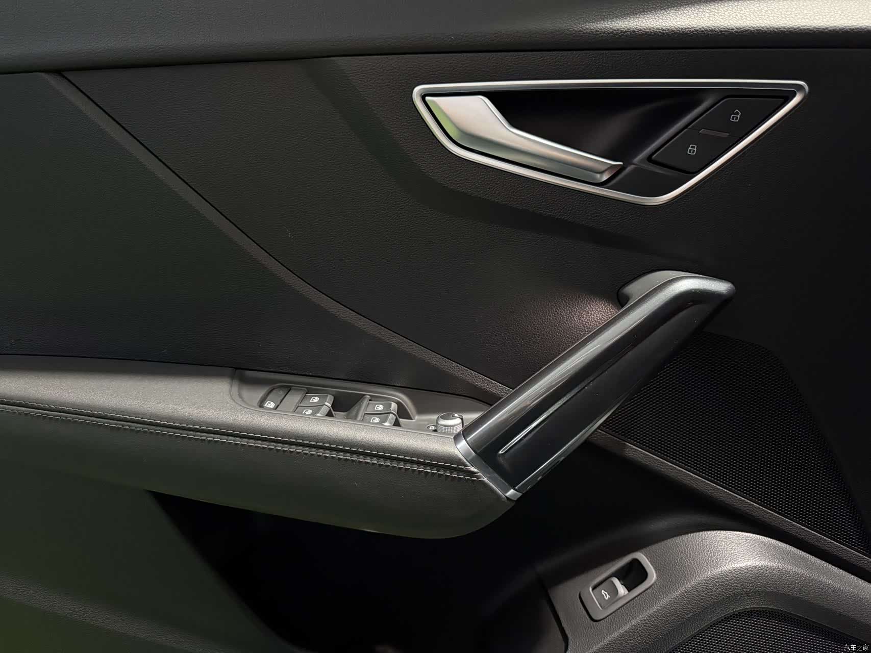 Audi Q2L, 2022 12