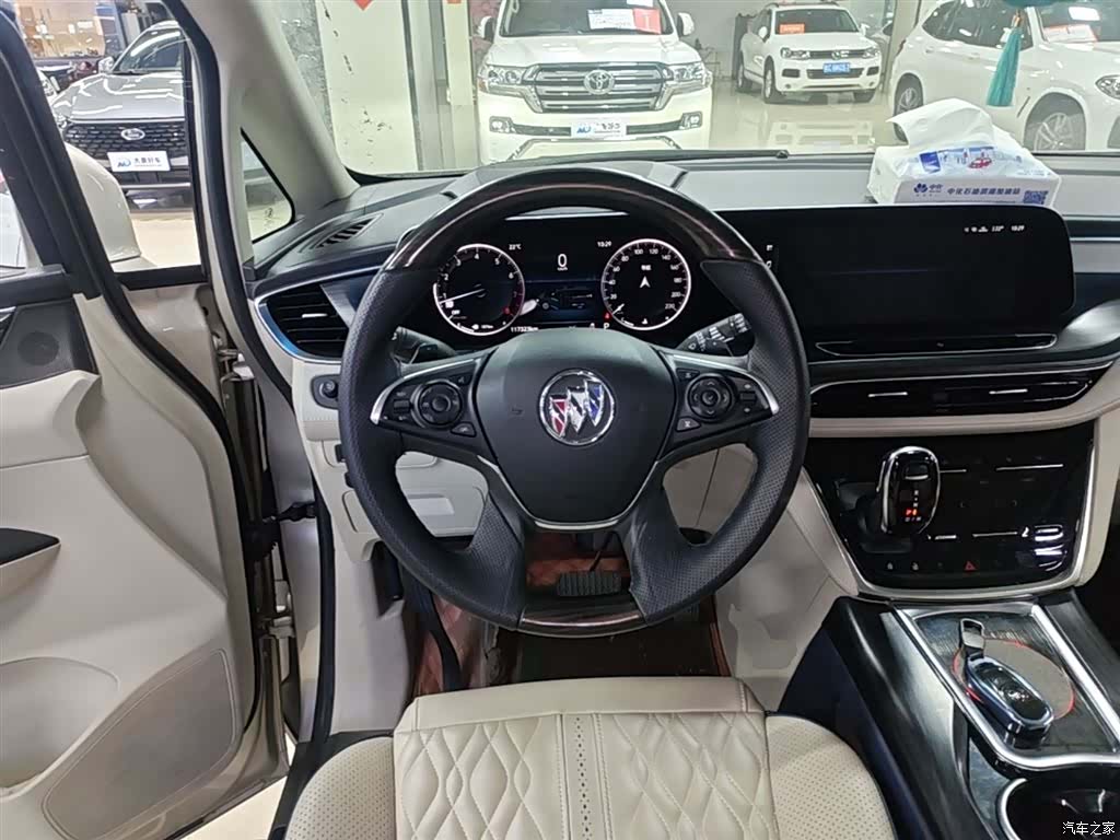 Buick GL8, 2021 10