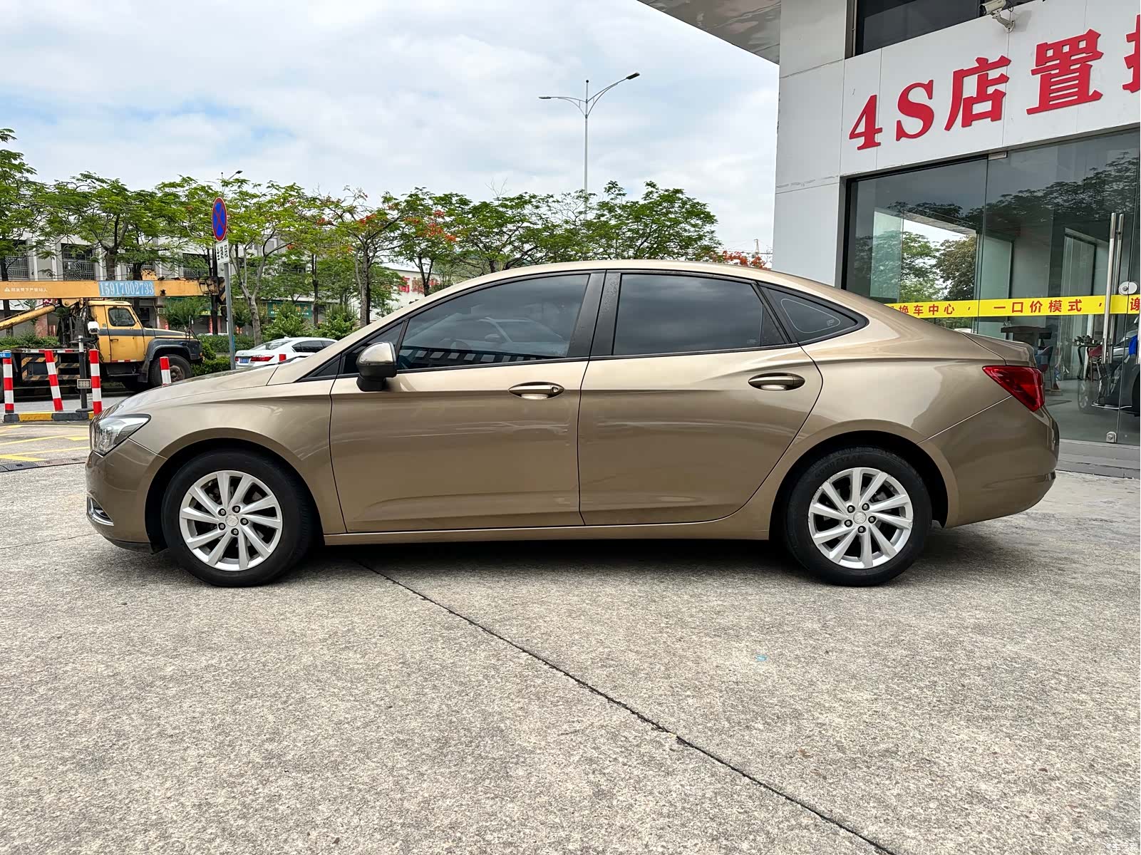 Buick Verano, 2016 7