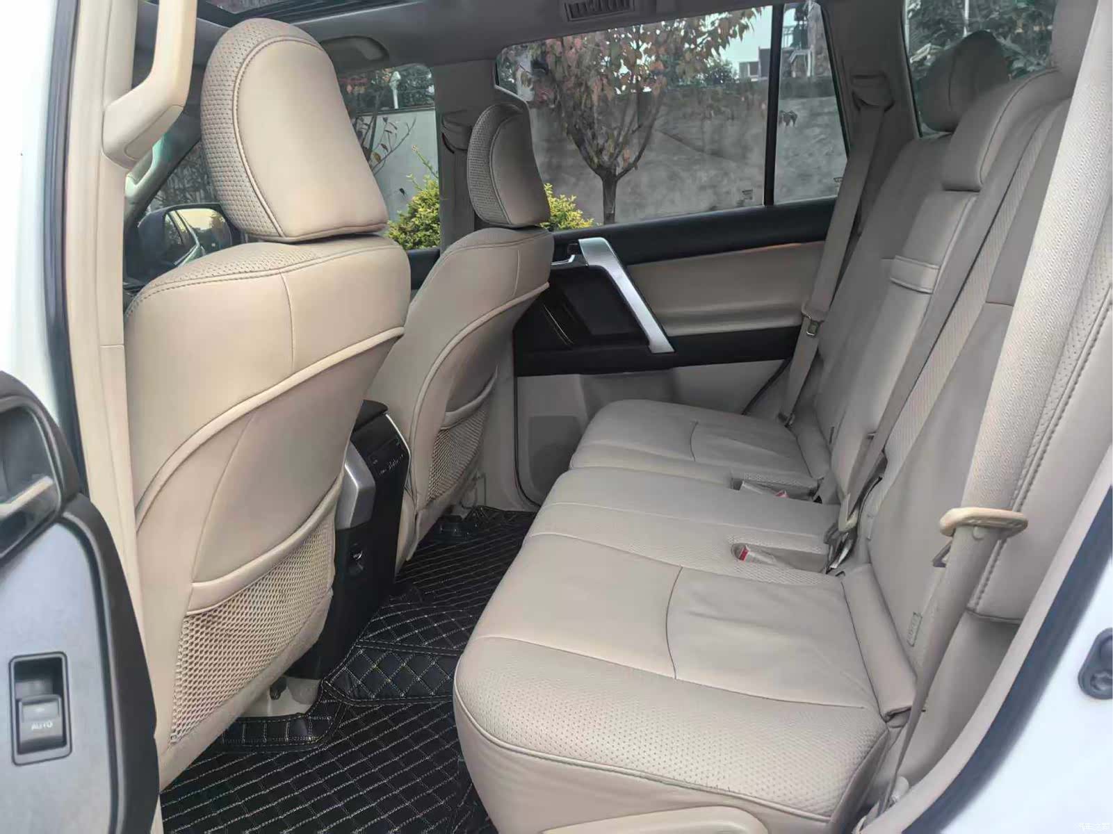 Toyota Prado, 2013 7