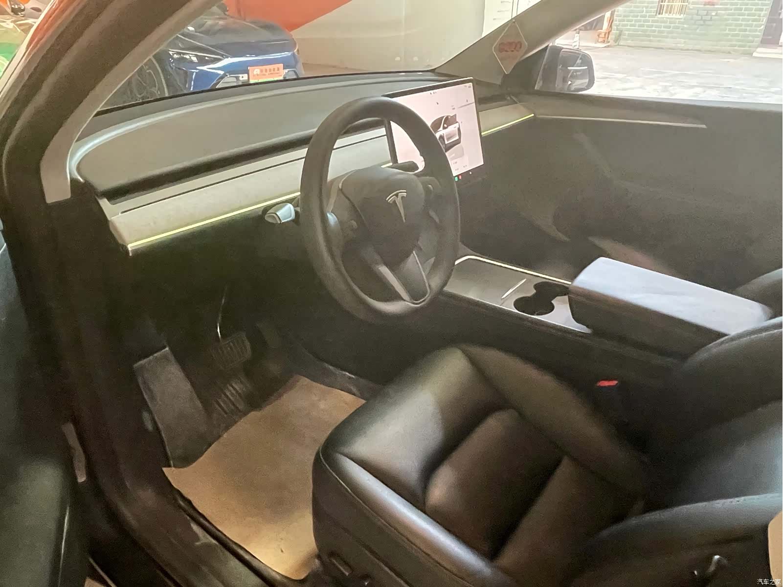 Tesla Model Y, 2024 4