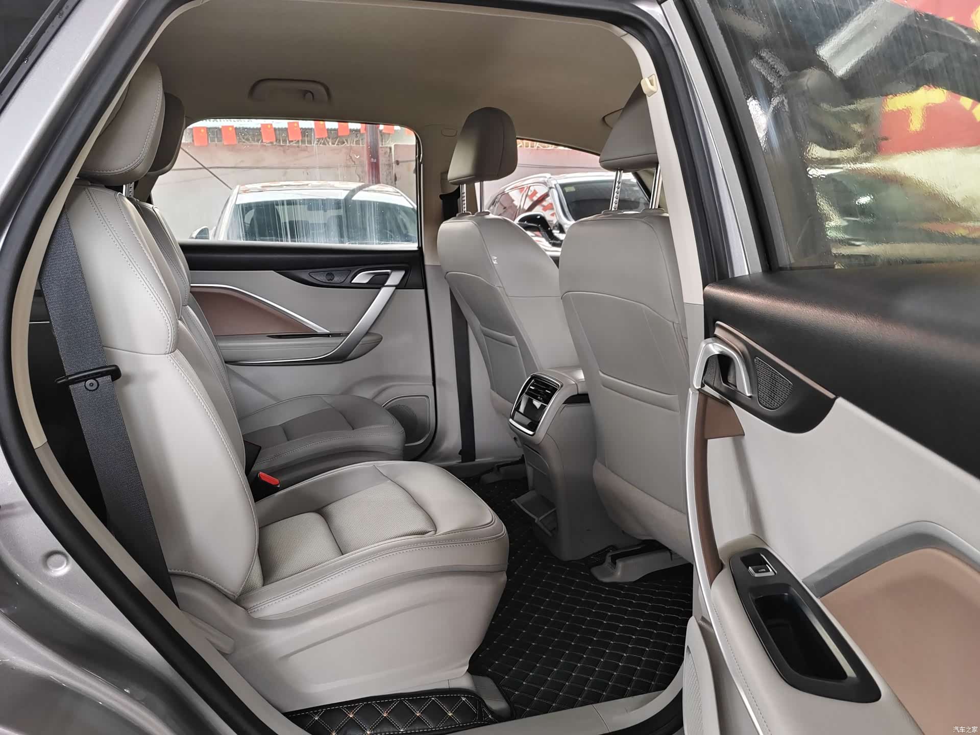 Geely Jiaji, 2020 8