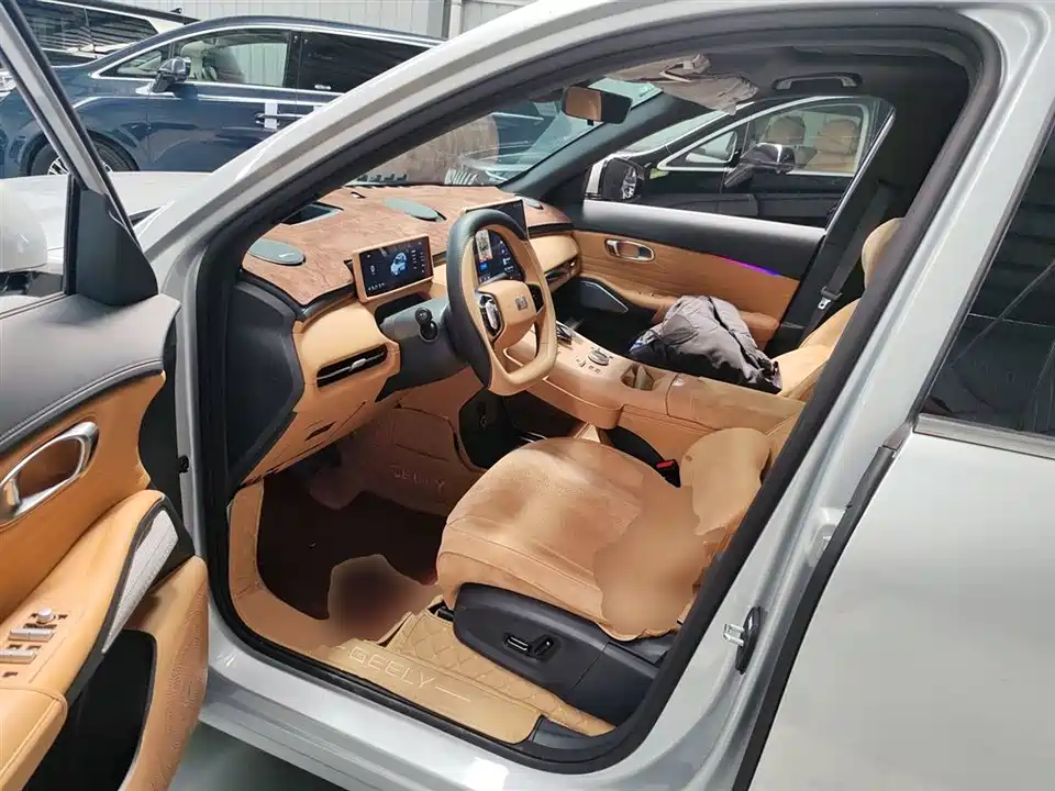 Geely Galaxy Galaxy Starship 7