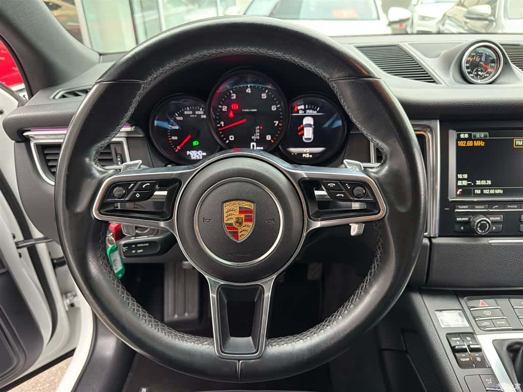 Porsche Macan, 2015 10