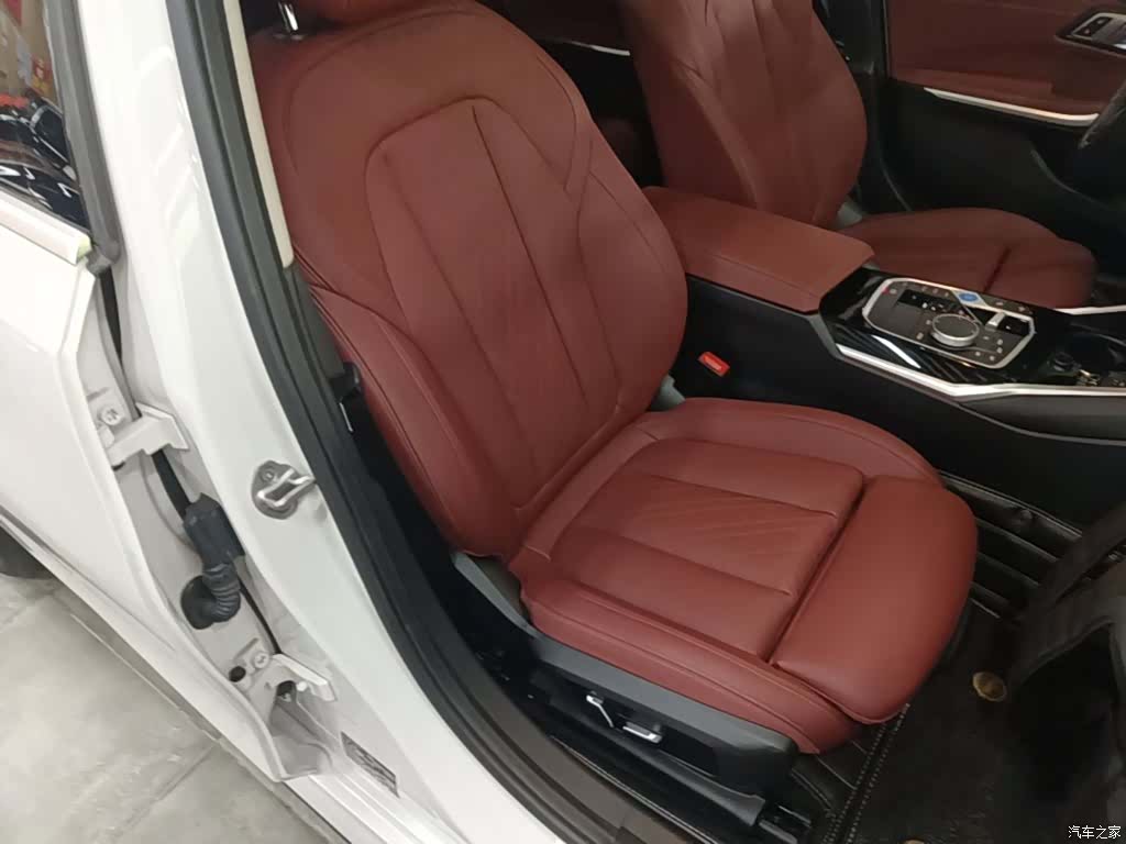 BMW i3, 2024 25