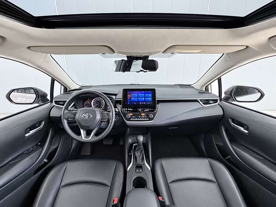 Toyota Corolla 2022, фото 9