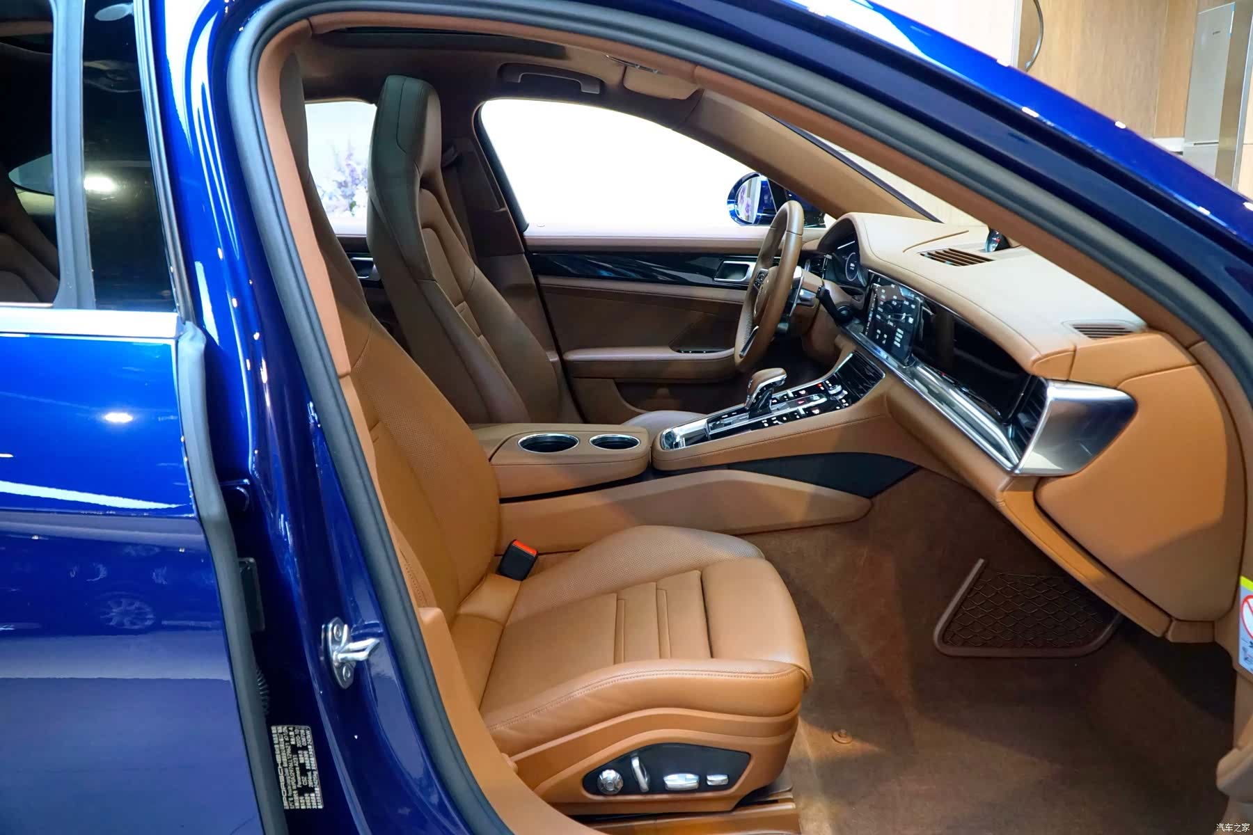 Porsche Panamera, 2020 10