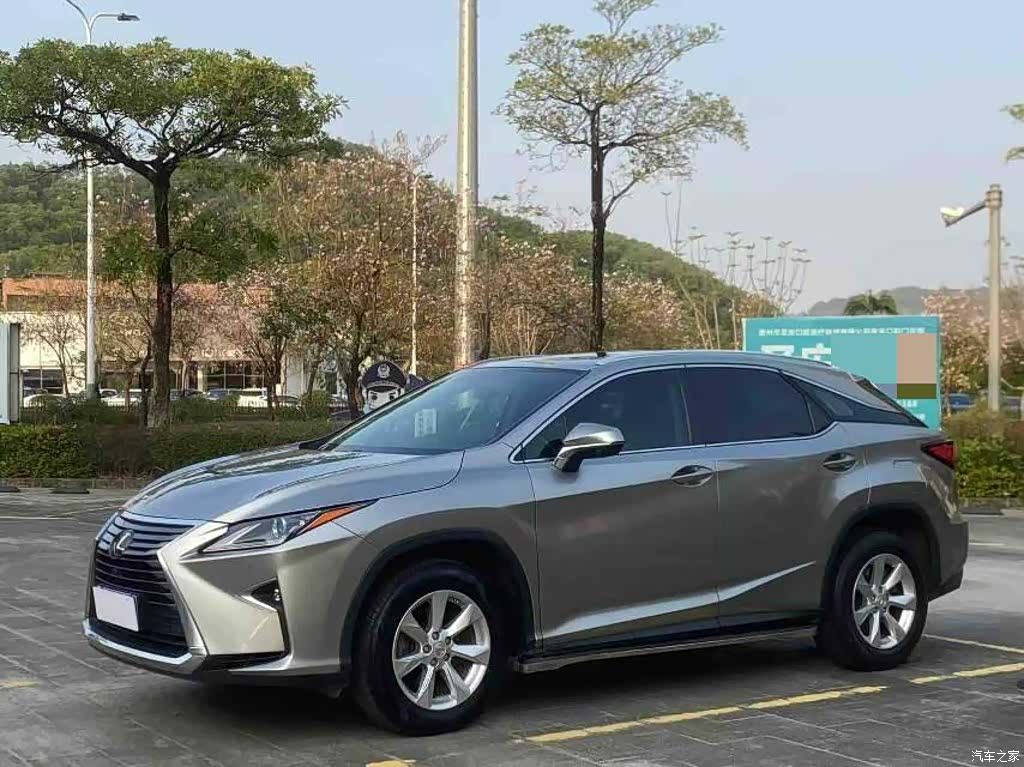 Lexus RX, 2017 1