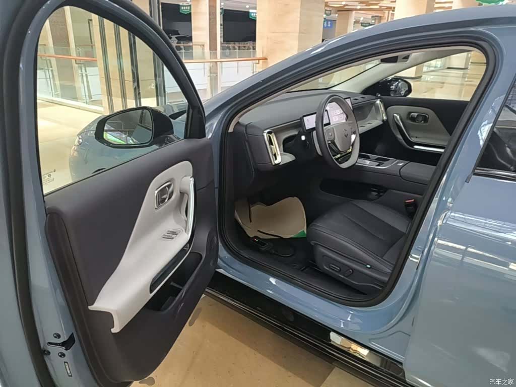 Leapmotor B01, 2025 16