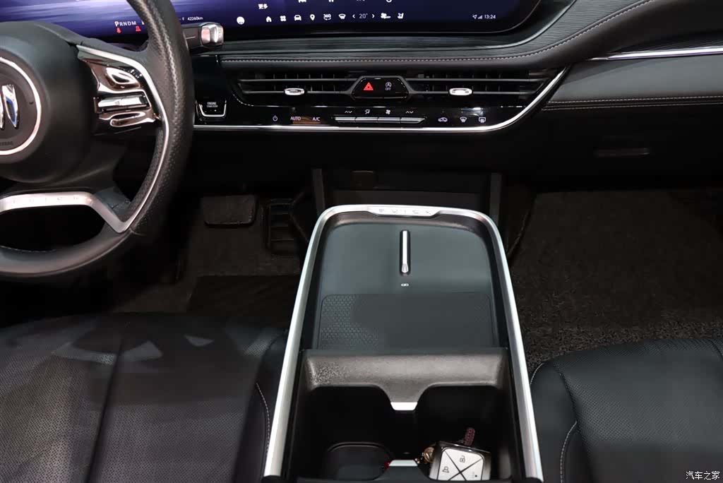 Buick LaCrosse, 2023 15