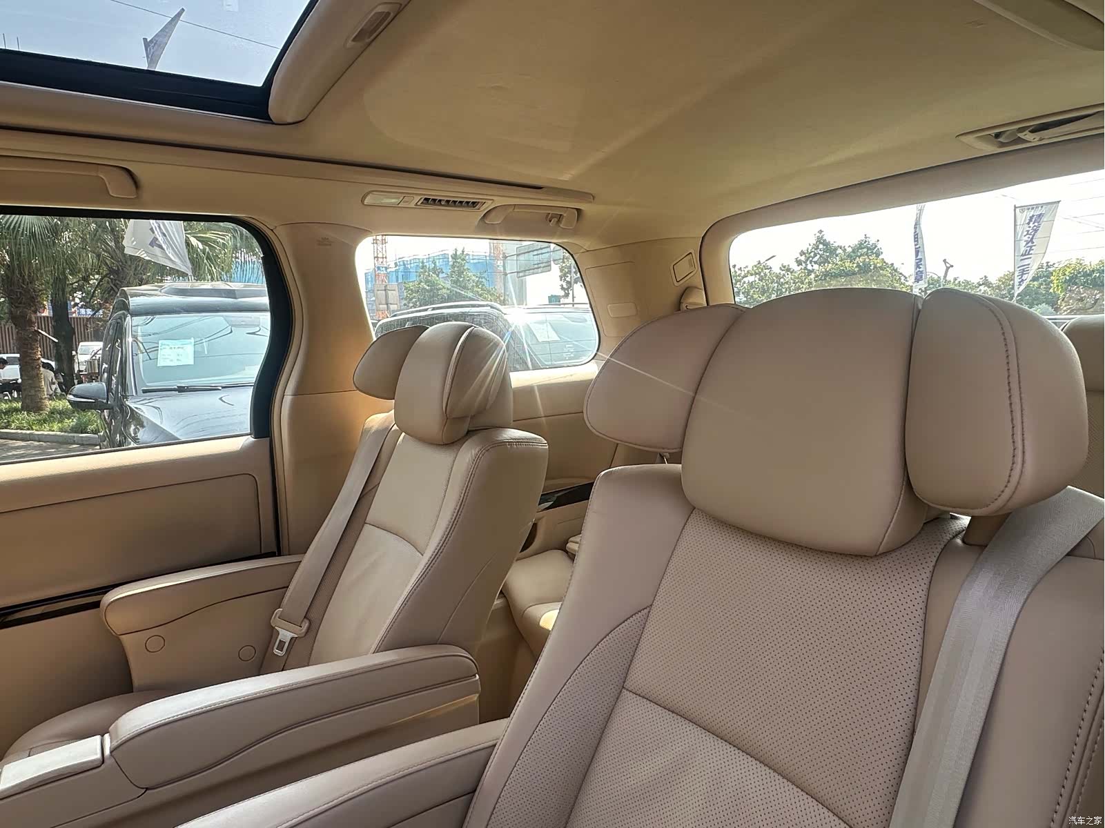 Toyota Alphard, 2012 15