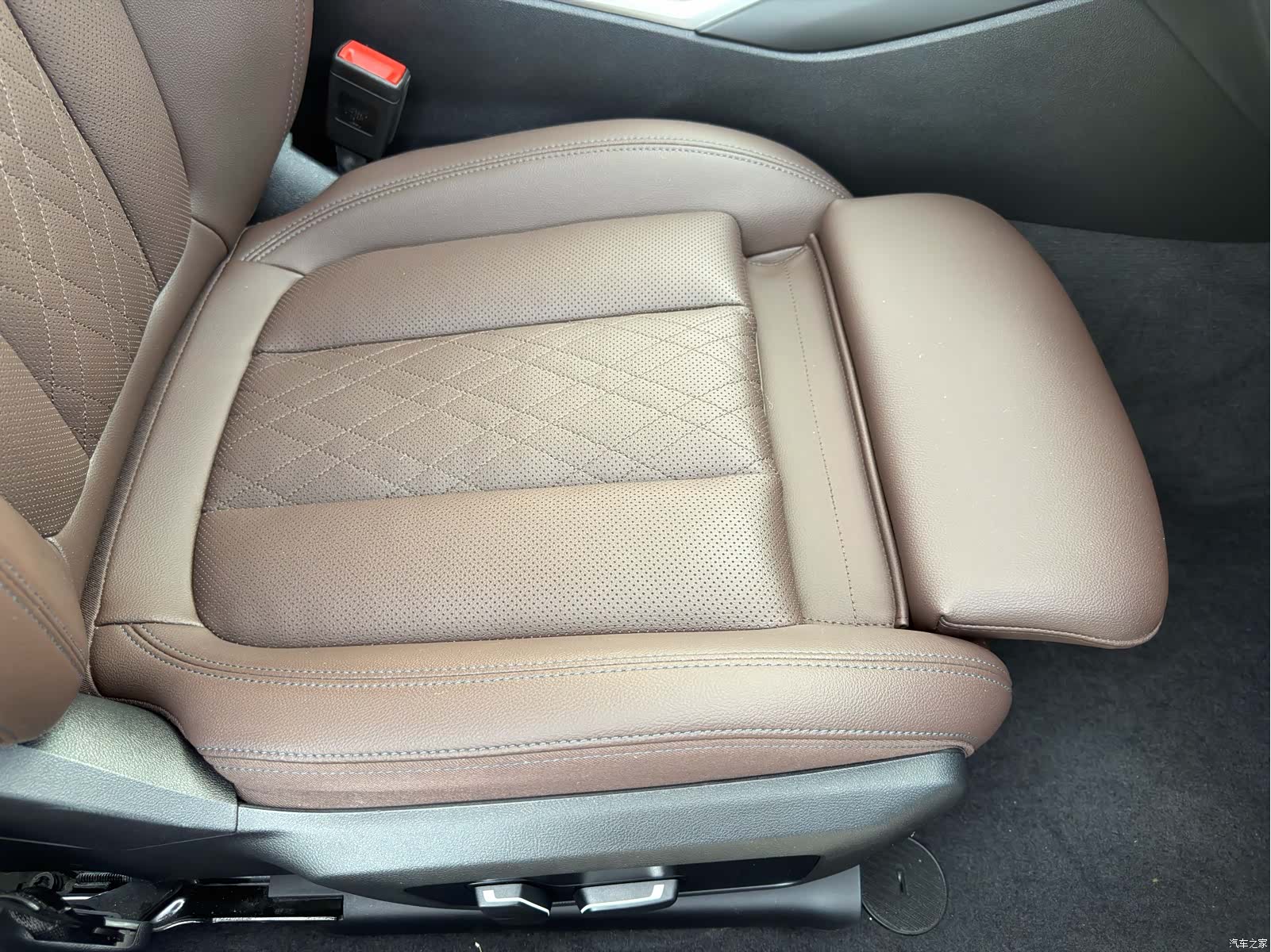 BMW i3, 2024 22
