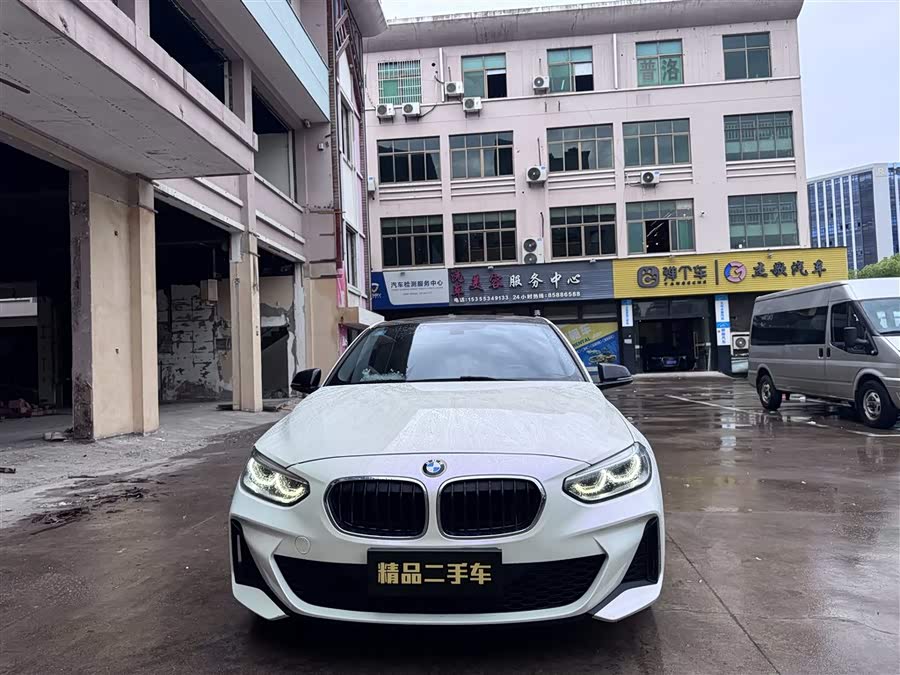 BMW 1 Series 2019, фото 2