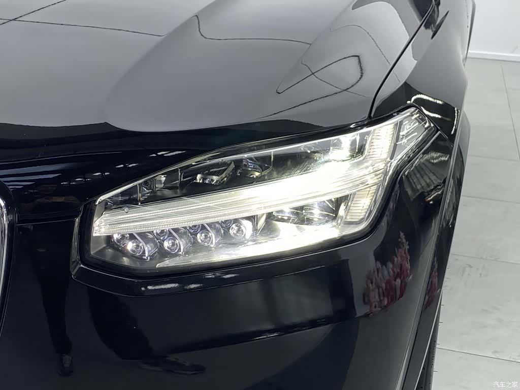 Volvo XC90, 2021 11