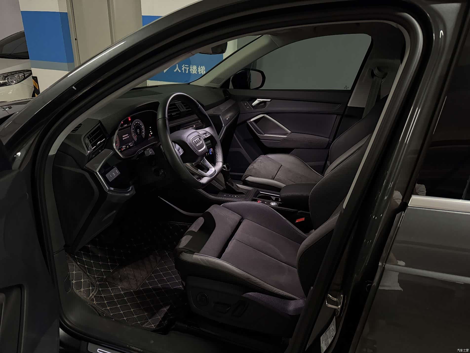 Audi Q3, 2023 7