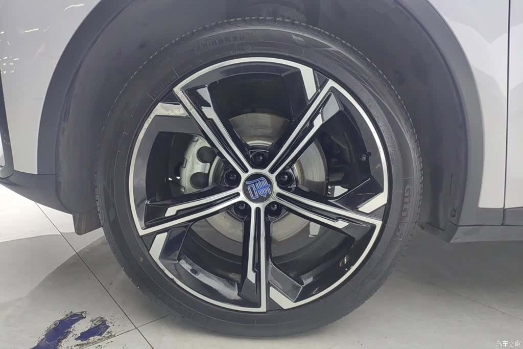 BYD Tang, 2022 6