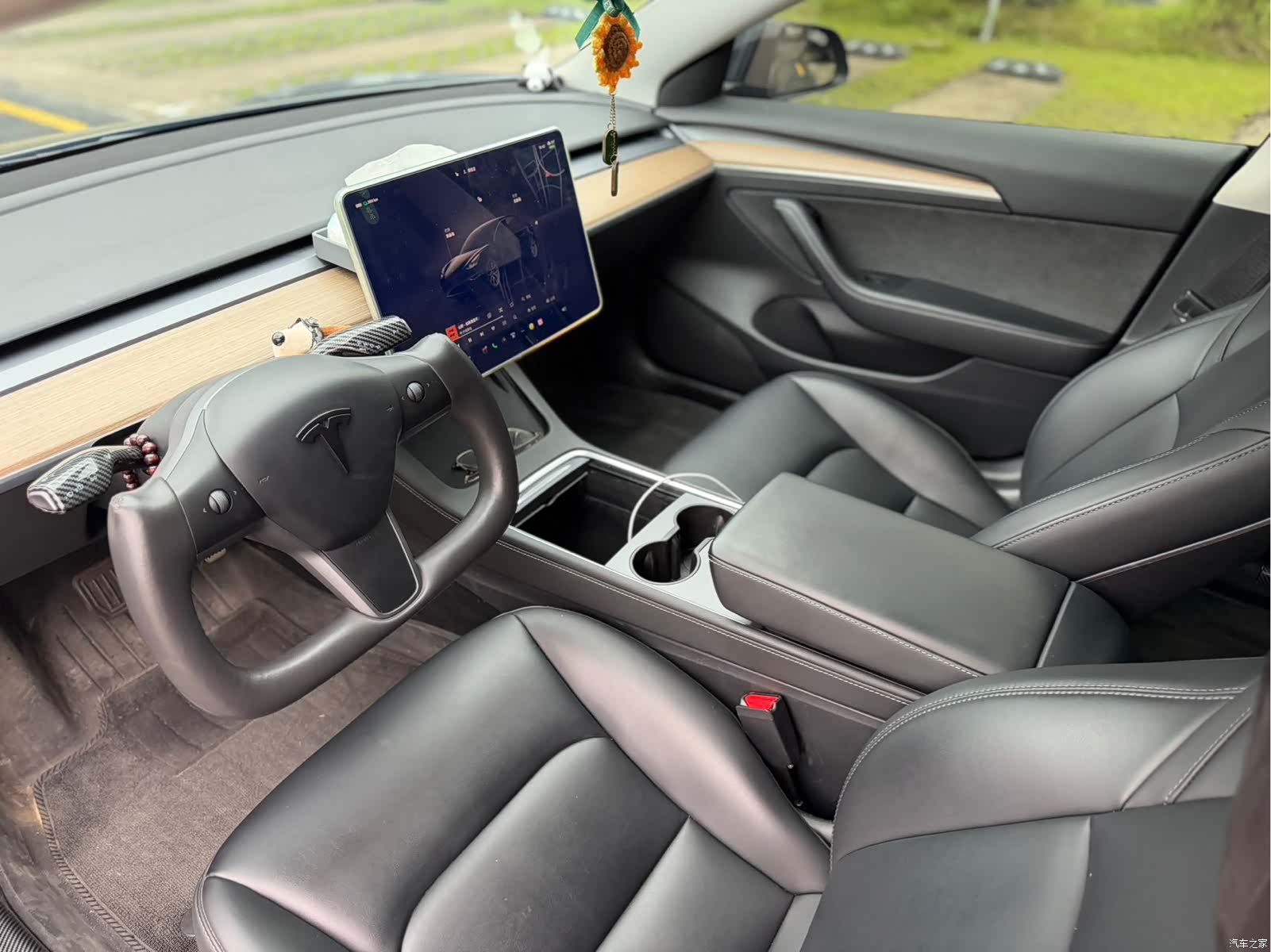 Tesla Model 3, 2023 4