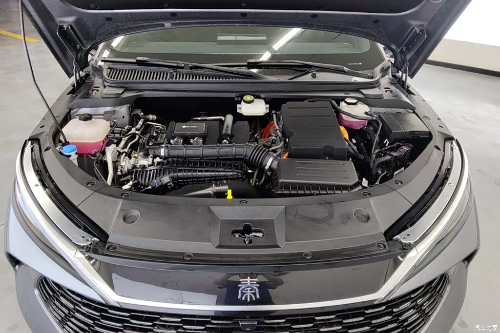 BYD Qin, 2025 10