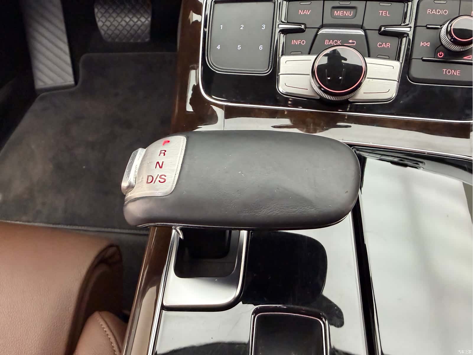Audi A8L, 2015 15