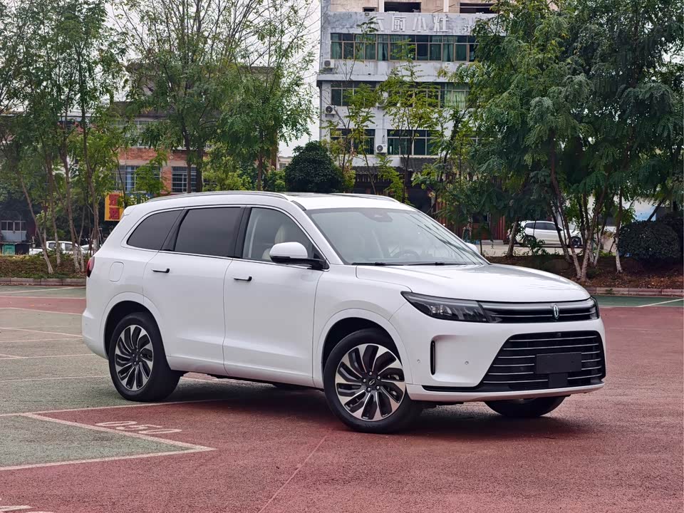 AITO Ask the world M7