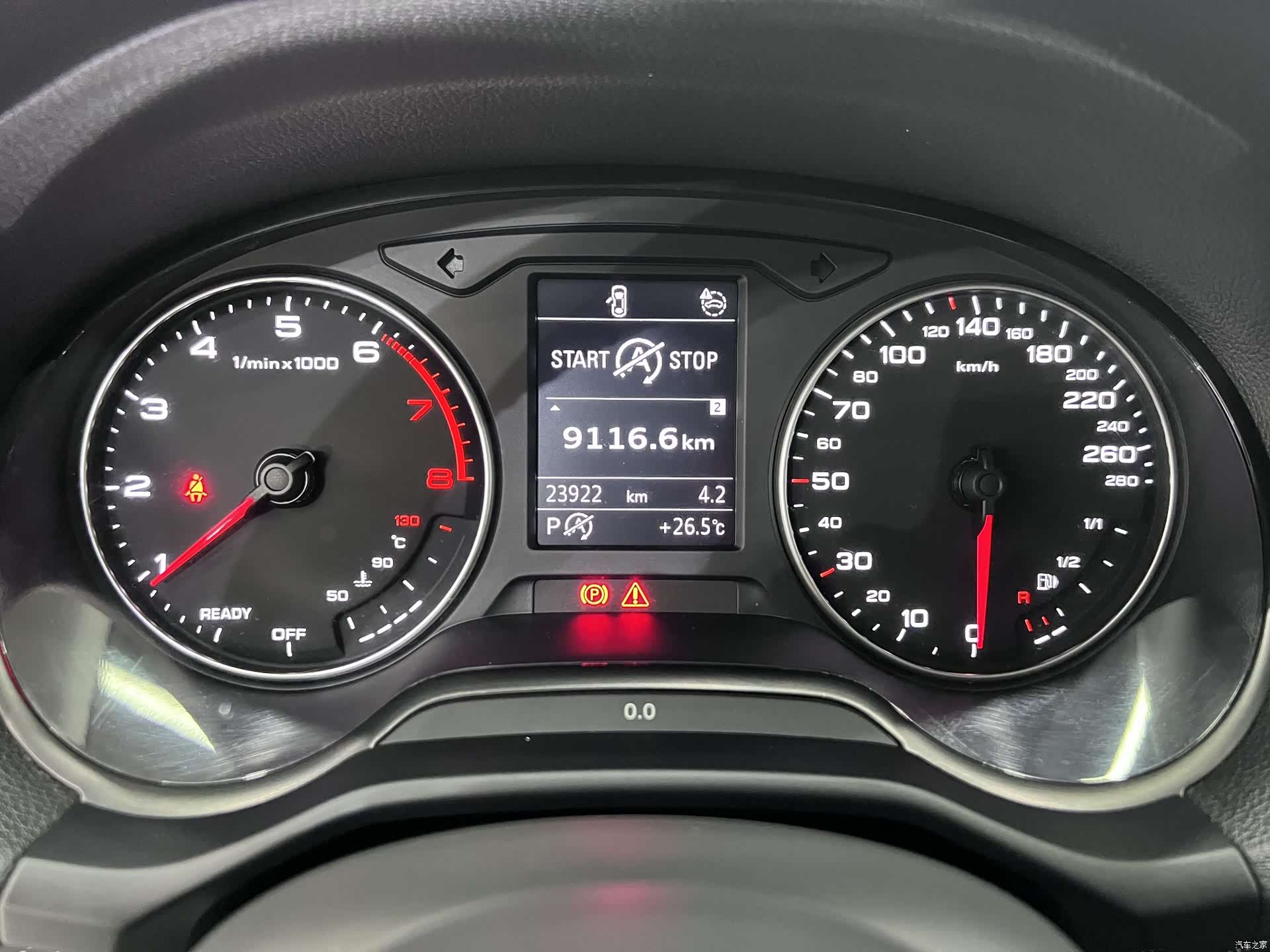 Audi Q2L, 2022 12
